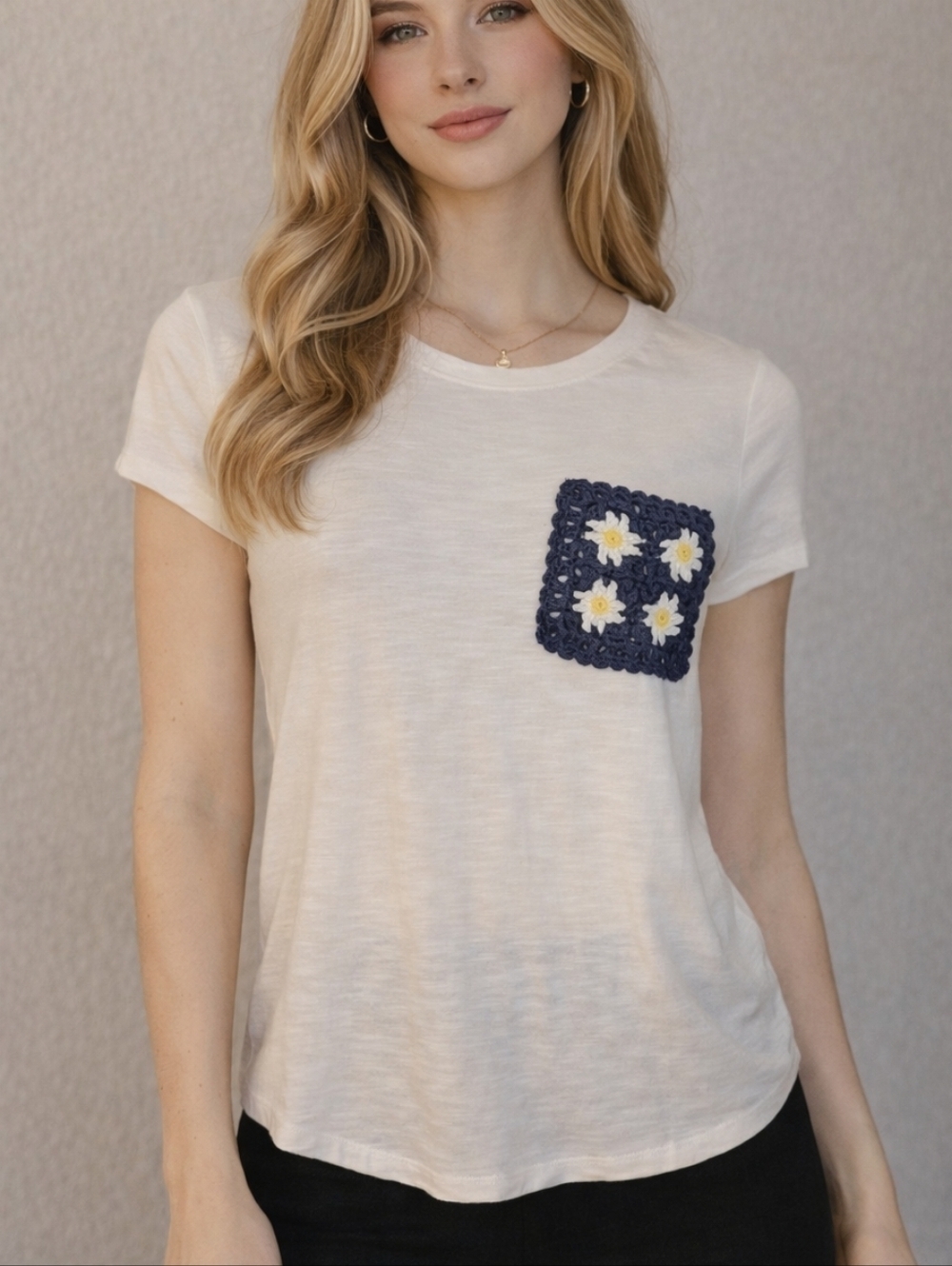 3/$30 CUPIO White Blue Crochet Floral Pocket Short Sleeve Festival T-shirt